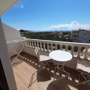 Affittacamere Vogklis House, Qeparo