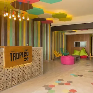 hostel-tropico-20.quintano-roohotels.com/